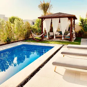 https://the-sunshine-villa.dubaihotelsoffers.com